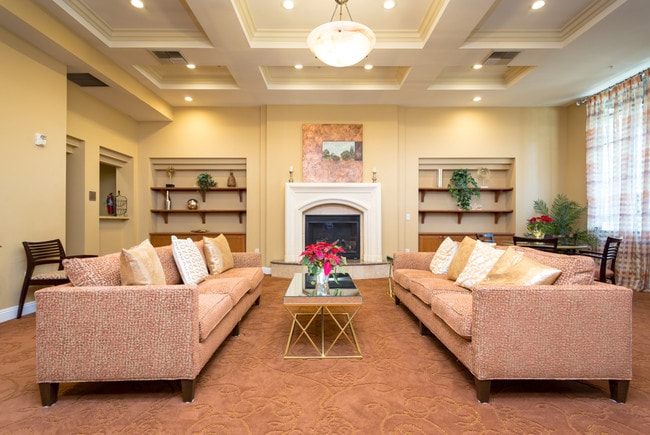 Building Photo - 2400 Fifth Ave