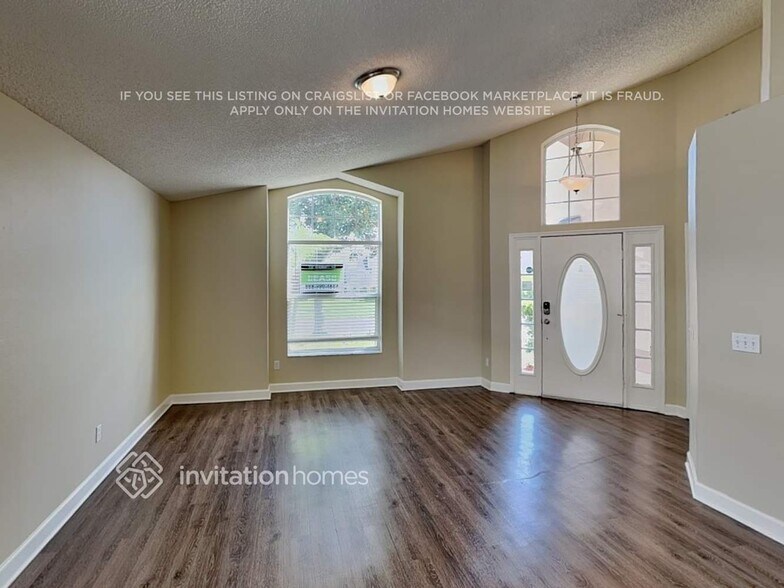 Building Photo - 12870 Maribou Cir
