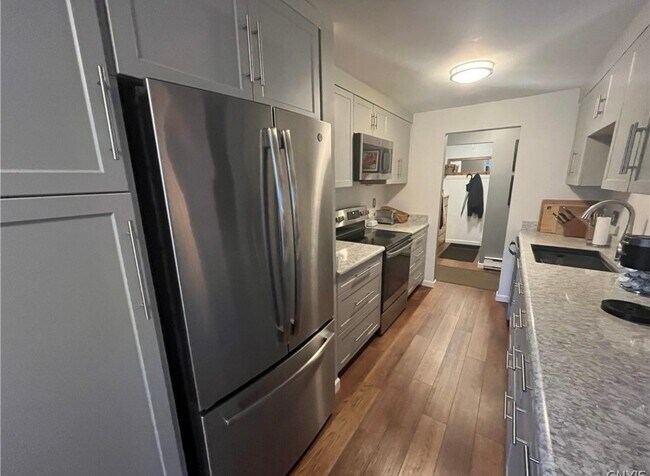 Building Photo - 443 Idlewood Blvd