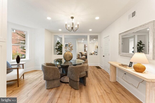 Building Photo - 209 Merion Ave