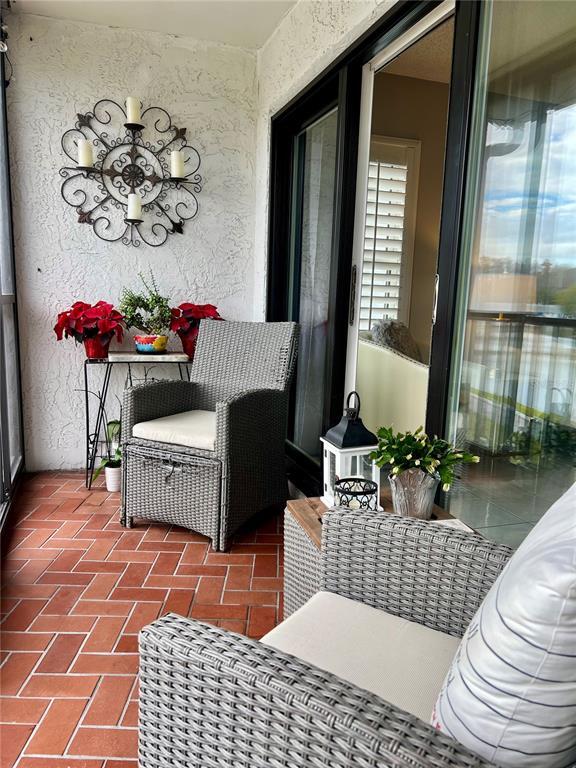 Building Photo - 1151 Pine Ridge Cir W