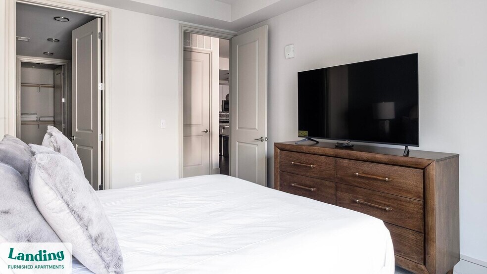 Building Photo - 1414 Wood Hollow Dr