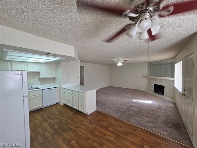 Building Photo - 1104 Pinto Rock Ln