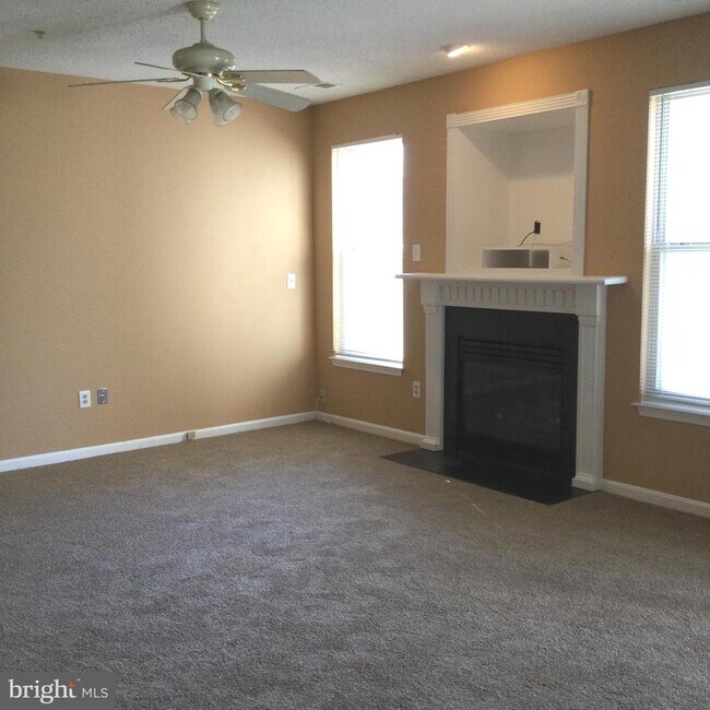 Building Photo - 7417 Hindon Cir