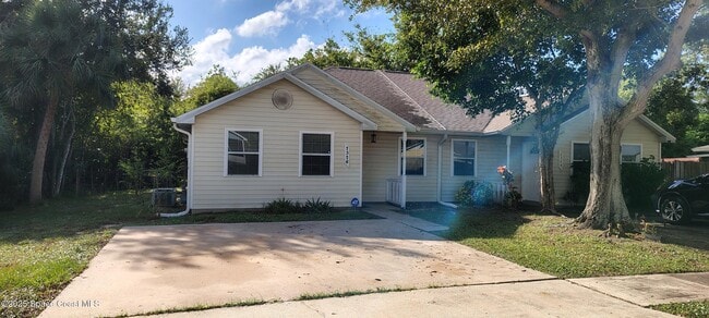 Primary Photo - 2326 Talmadge Dr