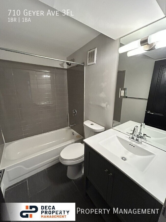 Building Photo - 710 Geyer Ave