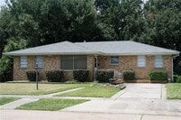 Building Photo - 6 Gelbke Dr