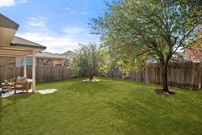 Building Photo - 11416 Dog Leg Dr