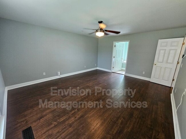 Building Photo - 164 Cliett Rd