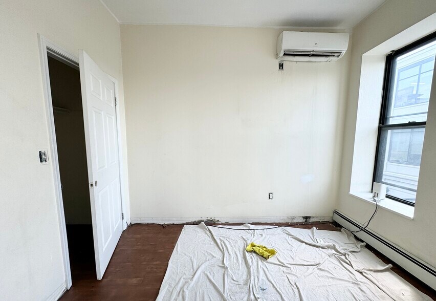 Building Photo - 55 Ruggles St