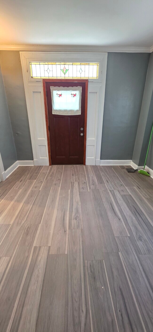 Building Photo - 3702 Chesholm Rd