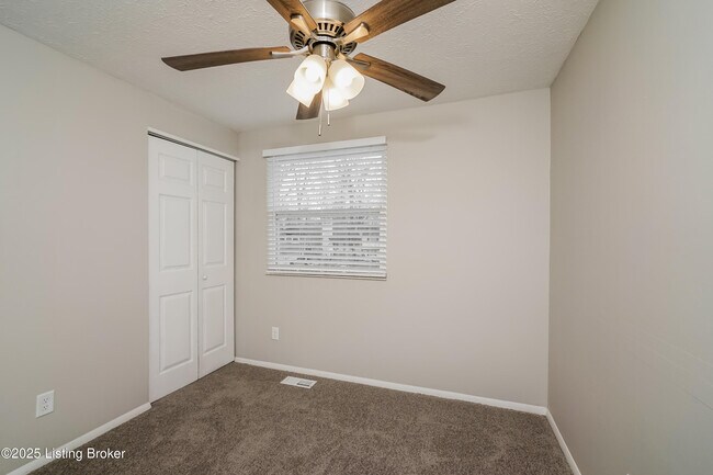 Building Photo - 8407 Archwood Ct