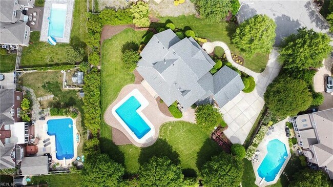 Building Photo - 2320 Perez Way