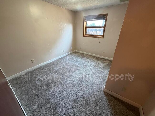 Building Photo - 1463 N 17th St