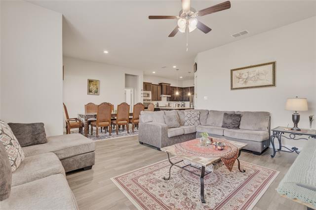 Building Photo - 1012 Kensington Wy