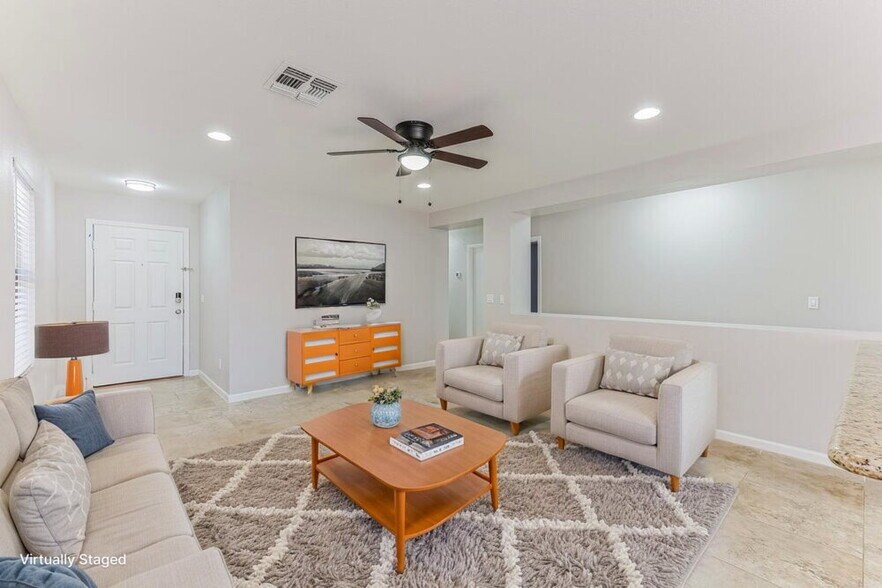 Building Photo - 2281 E Peach Tree Dr