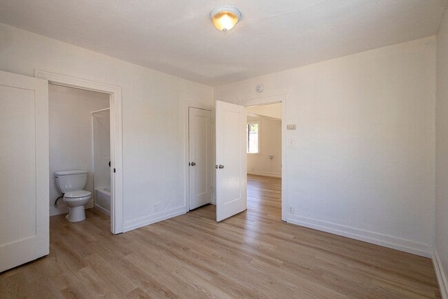 Building Photo - Charming 2BR Back House Near Downtown LA & Dodger Stadium