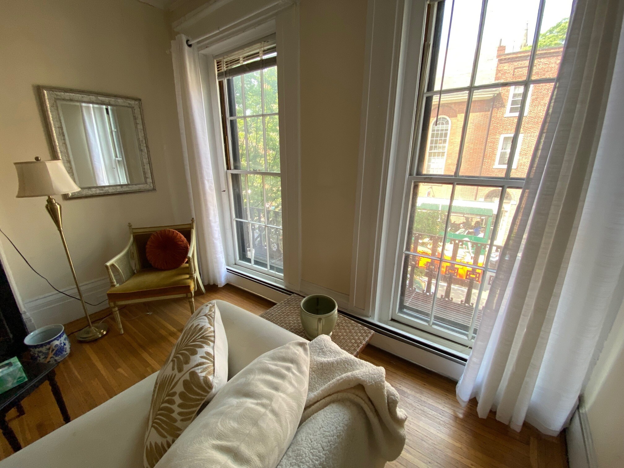 Building Photo - 69 Charles St