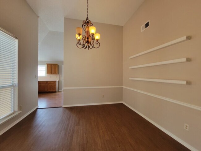 Building Photo - *****CREEK CROSSING ESTATES****