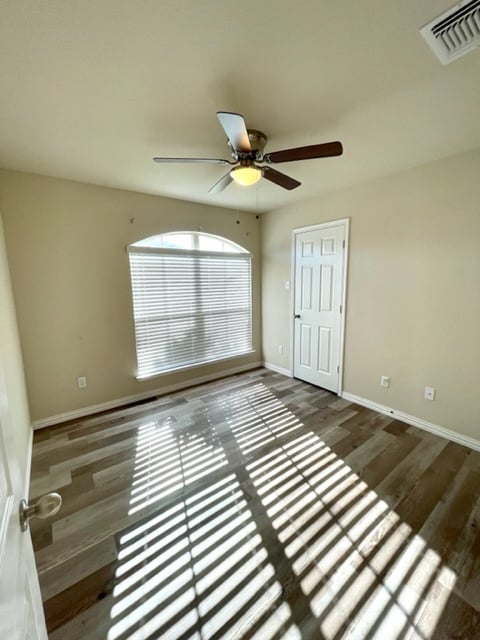 Building Photo - 2716 Samson Dr