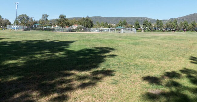 Building Photo - 1260 Corte Famosa