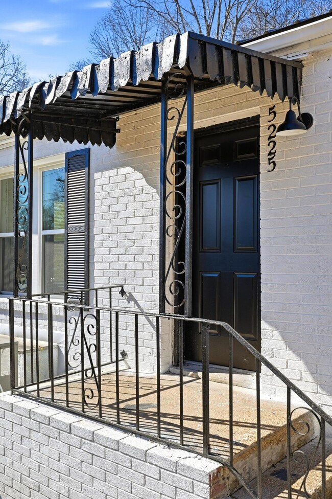 Building Photo - 5225 Central Ave