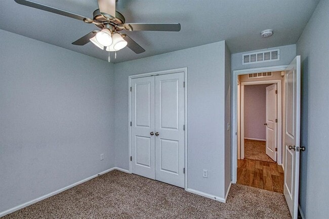 Building Photo - 3232 Mt Nebo Dr