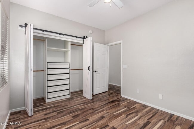 Building Photo - 3433 E Bluebird Pl