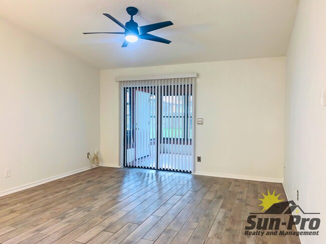 Building Photo - 1010 Stonybrook Cir