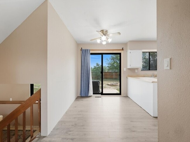 Building Photo - 6735 Goldfield Dr