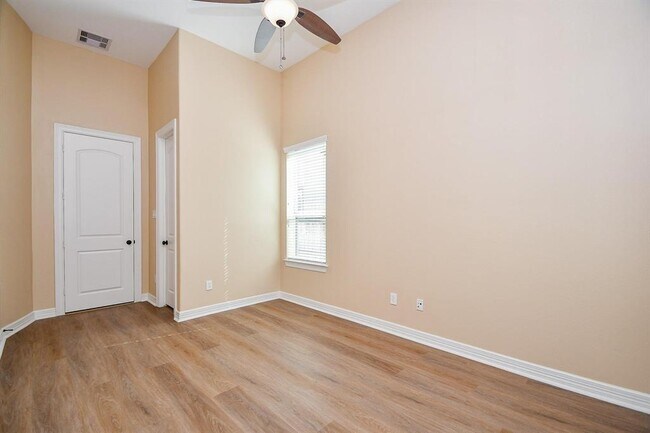 Building Photo - 28406 Tanner Crossing Ln