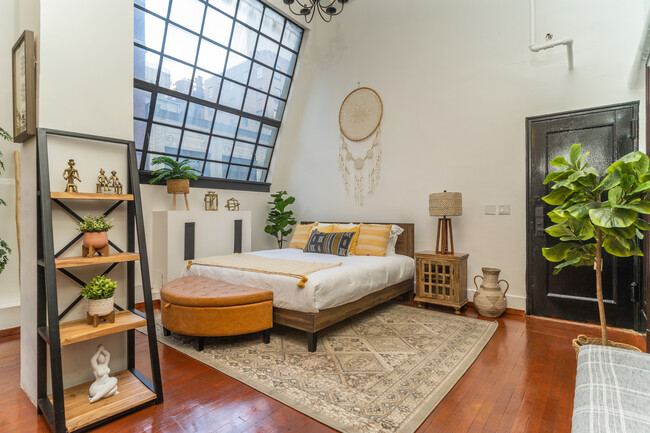 Primary Photo - Loft Suite - Midtown Manhattan