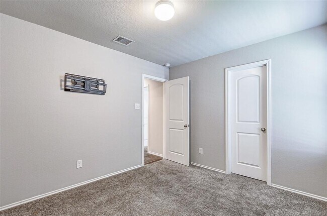 Building Photo - 21602 Anderwood Bay Ln