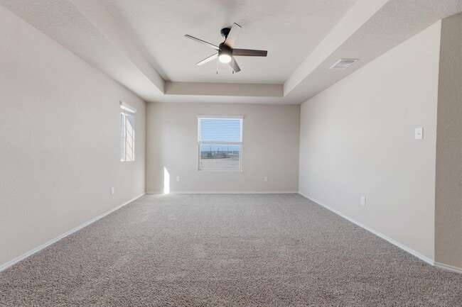 Building Photo - 186 Porcupine Ln