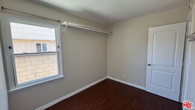 Building Photo - 15336 Ryon Ave