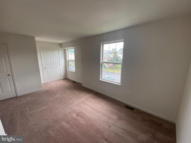 Building Photo - 10910 Coreys Way