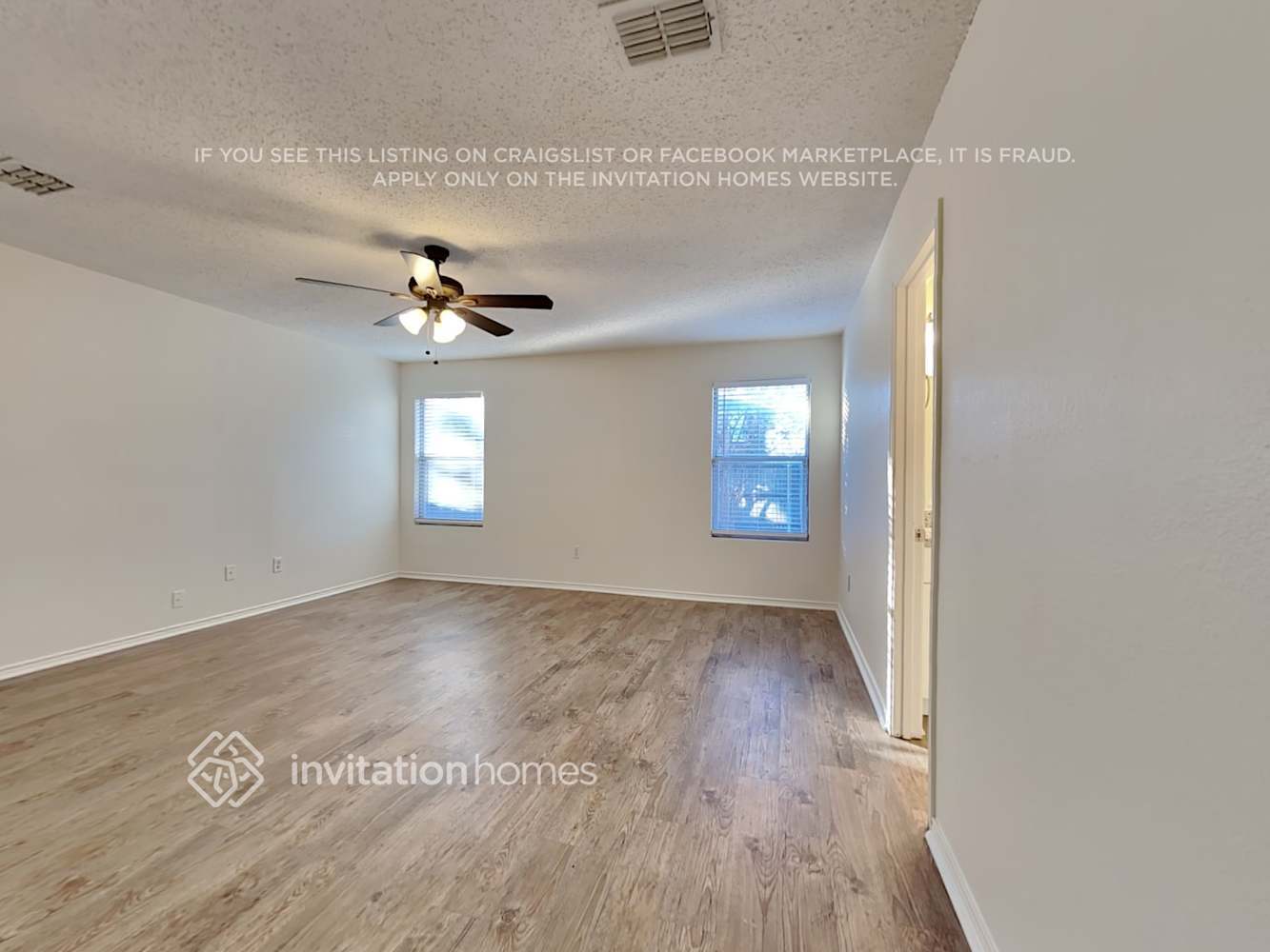 Building Photo - 3917 Fox Run Dr