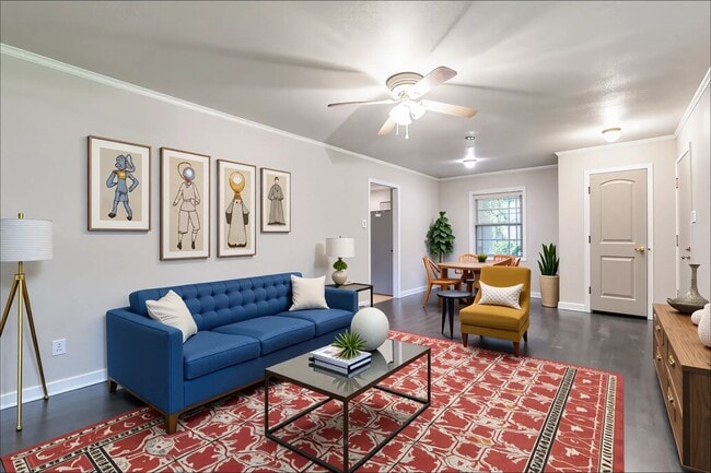 Building Photo - Cozy Comfort in a Great Location: Spacious...