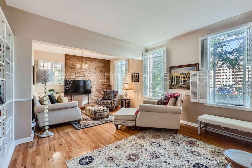 Primary Photo - 2062 Glenarm Pl