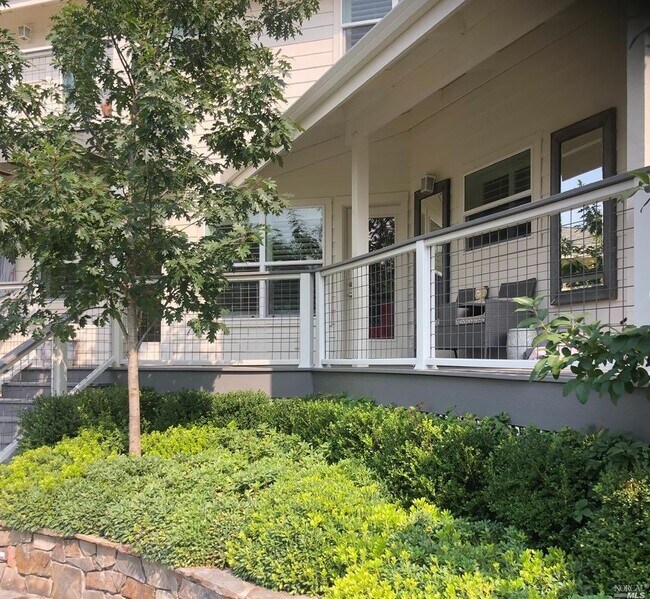 Building Photo - 419 Dry Creek Rd