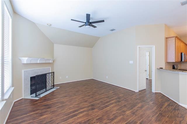Building Photo - 6100 Pine Ridge Blvd