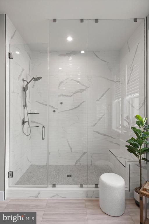 Building Photo - 43442 Croson Ln