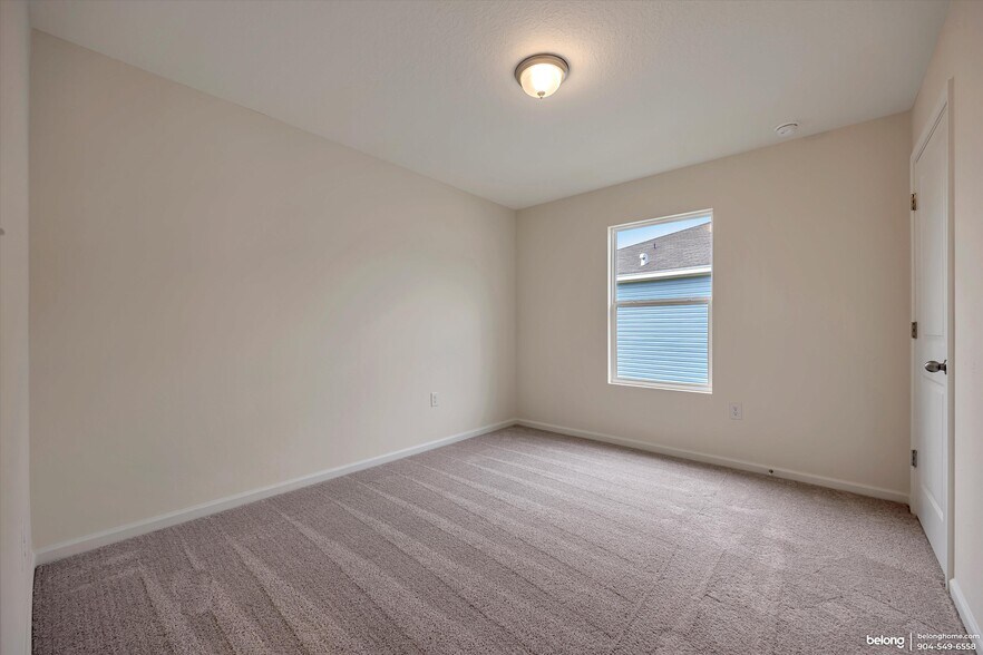 Building Photo - 45105 Red Brick Dr