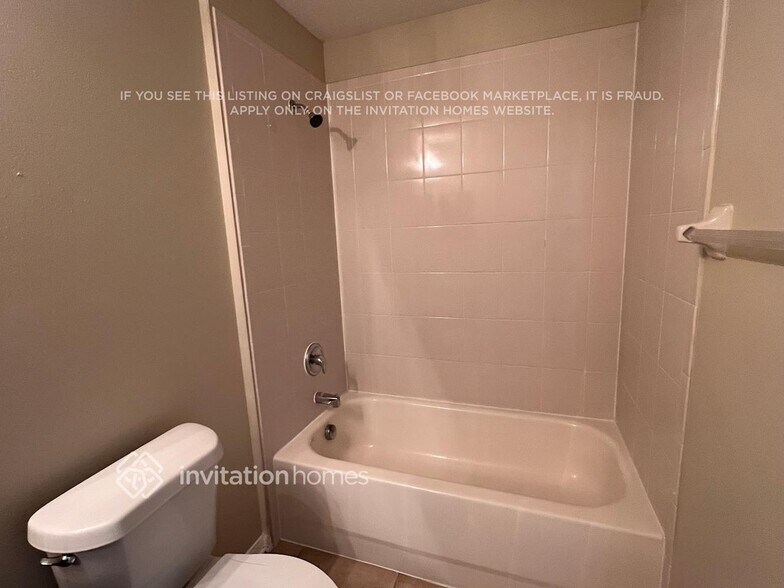 Building Photo - 3927 Gypsum Ln