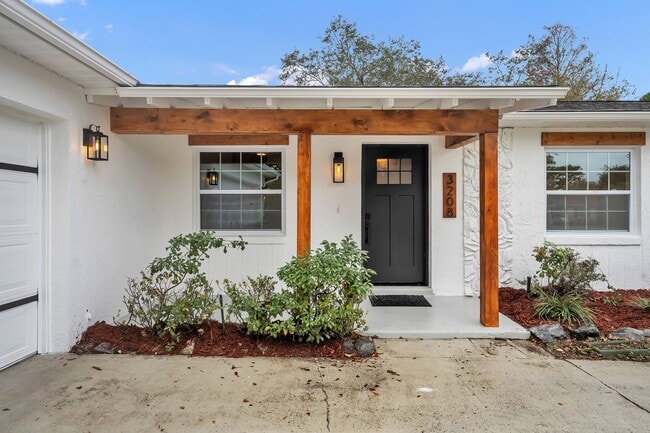 Building Photo - 3208 Socorro Ave
