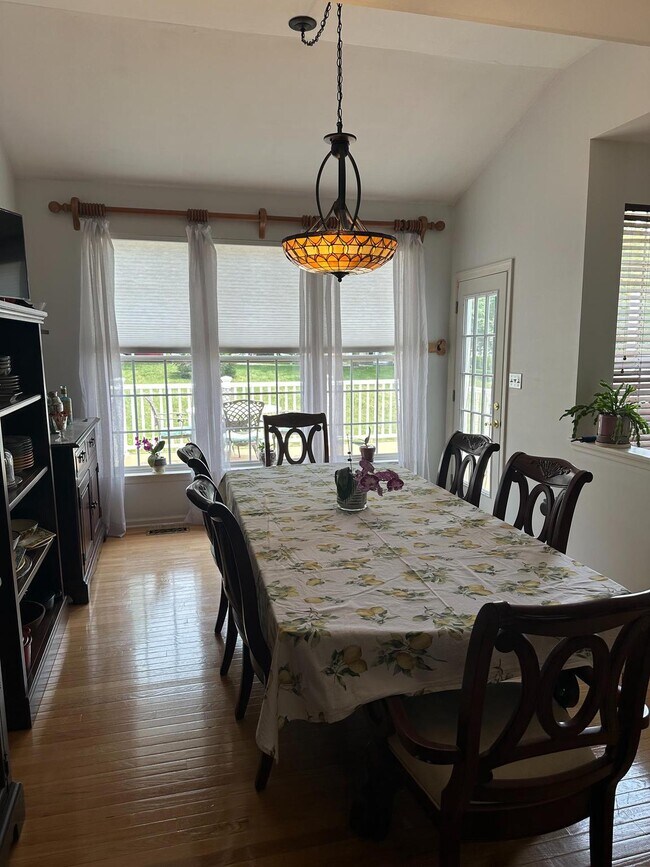 Building Photo - 209 Turnbridge Ct