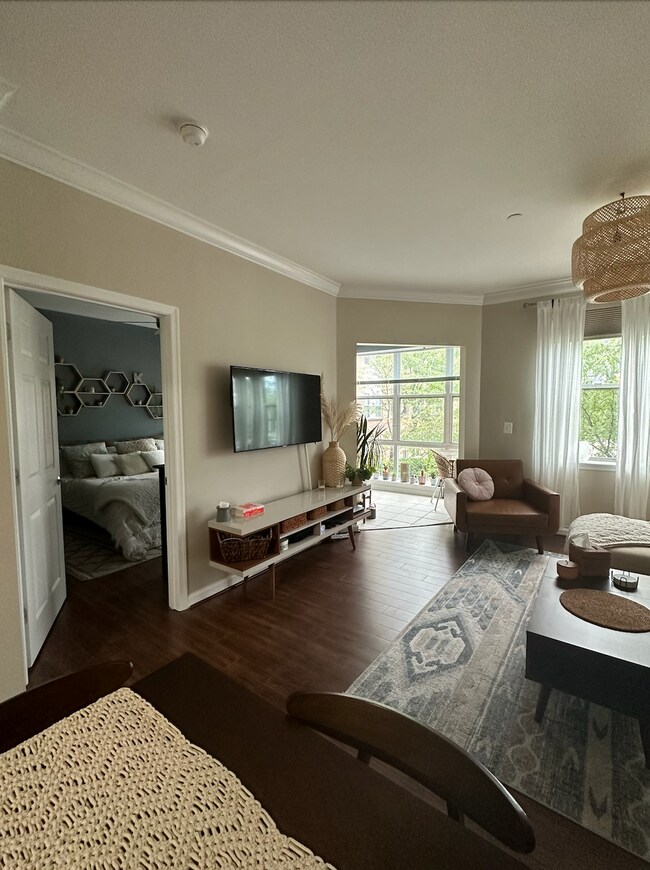 living area and bedroom - 23 Pierside Dr