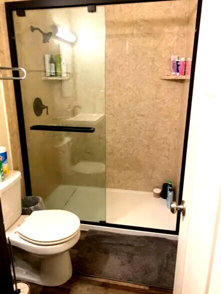 Updated Walk-in Shower - 506 122nd St S