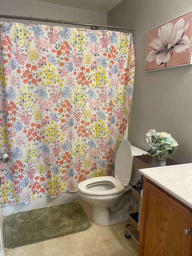 Building Photo - 3BR Home in Huntersville