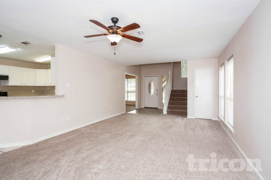 Building Photo - 1702 Glacier Blue Dr